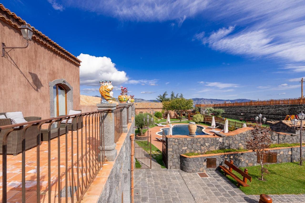 Etna Quota Mille Boutique Hotel, Typical Sicilian Food & Wine Рандацо Екстериор снимка